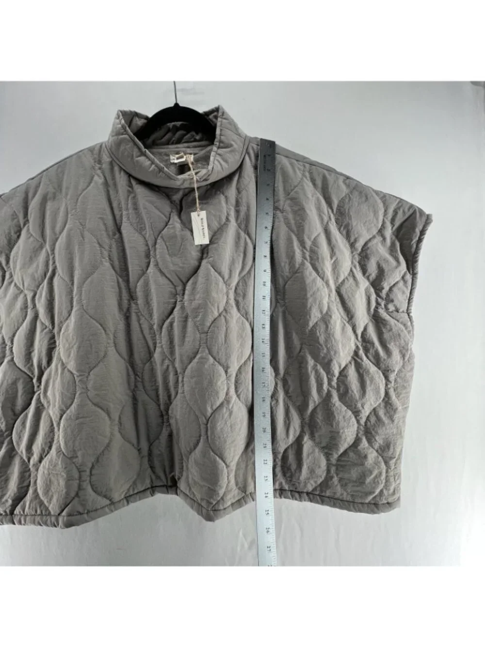 World Market Quilted Fleece Cowl Neck Poncho Womens One Size Oversized Boxy Gray - Picture 5 of 13